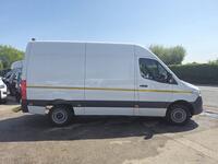 MERCEDES-BENZ SPRINTER