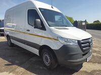 MERCEDES-BENZ SPRINTER