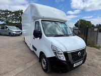NISSAN NV400
