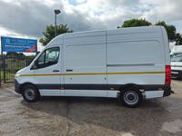 MERCEDES-BENZ SPRINTER